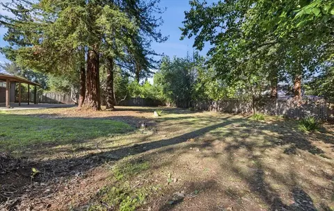 643 Jay St, Los Altos, CA 94022 photo 24