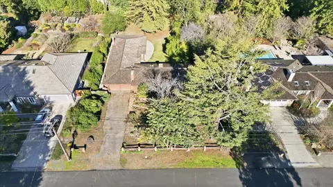 643 Jay St, Los Altos, CA 94022 photo 3