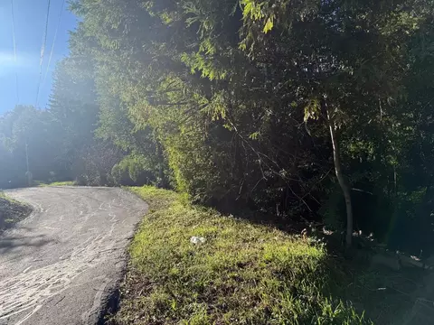 20525 Iron Springs Rd, Los Gatos, CA 95033