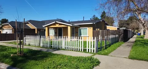 102 Oak St, Modesto, CA 95351