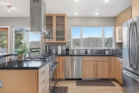 Kitchen - 63 Kathleen Ct, Pacifica, CA 94044 photo 3 of 4