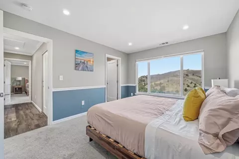 Bedroom - 63 Kathleen Ct, Pacifica, CA 94044 photo 11 of 14