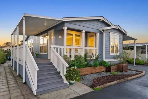 83 Leawood St 83, Aptos, CA 95003 photo 2