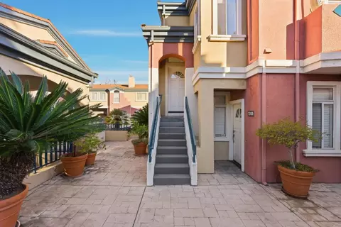 7271 Ventana Dr, San Jose, CA 95129