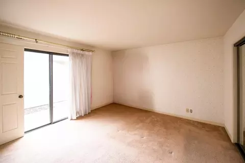 Bedroom - 134 Nissen Rd 2, Salinas, CA 93901 photo 4 of 6