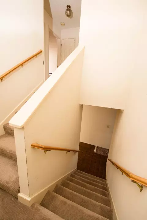 Entry Way - 134 Nissen Rd 2, Salinas, CA 93901 photo 4 of 4