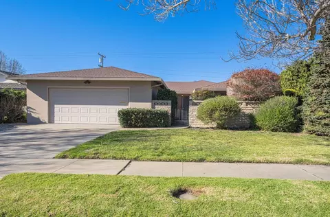 1180 San Marcos Dr, Salinas, CA 93901