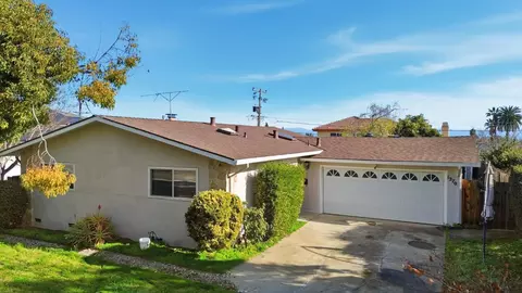 1270 S Stelling Rd, Cupertino, CA 95014