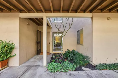 453 Alberto Way D160, Los Gatos, CA 95032