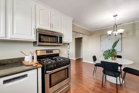 Kitchen - 12 Shawnee Ct, Seaside, CA 93955 photo 2 of 2