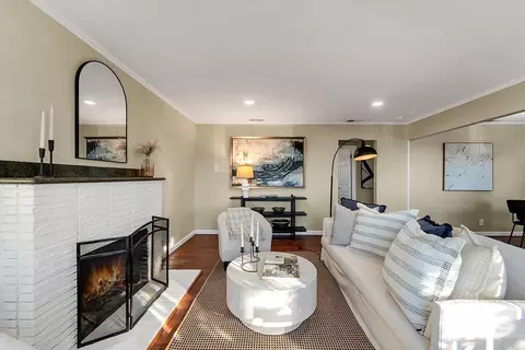 Living - 12 Shawnee Ct, Seaside, CA 93955 photo 3 of 3