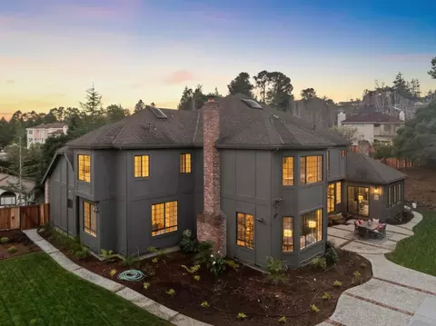 1080 Macadamia Dr, Hillsborough, CA 94010