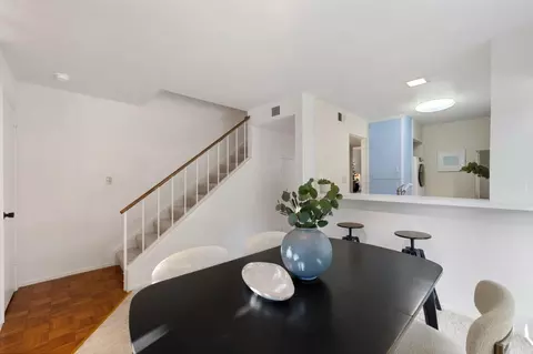 Dining - 1055 Oddstad Blvd, Pacifica, CA 94044 photo 3 of 3