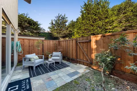 Exterior - 1055 Oddstad Blvd, Pacifica, CA 94044 photo 2 of 13