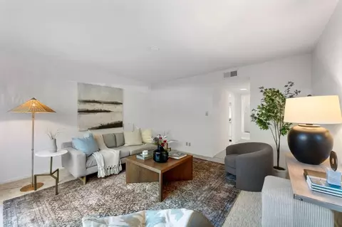 Living - 1055 Oddstad Blvd, Pacifica, CA 94044 photo 2 of 3