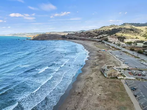 View/Area - 1055 Oddstad Blvd, Pacifica, CA 94044 photo 6 of 7