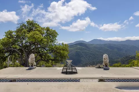 35000 Sky Ranch Rd, Carmel Valley, CA 93924