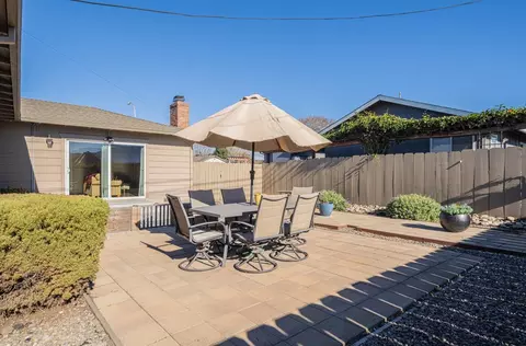 Exterior - 520 La Mesa Dr, Salinas, CA 93901 photo 5 of 7