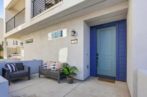 706 Fruit Ranch Loop, San Jose, CA 95133 photo 2
