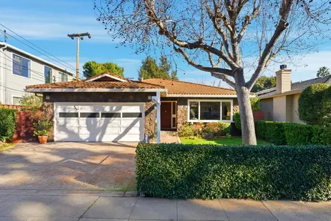 255 E Oakwood Blvd, Redwood City, CA 94061