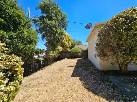 Exterior - 136 Mesa Verde St, Vallejo, CA 94589 photo 5 of 7
