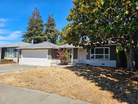 Exterior - 136 Mesa Verde St, Vallejo, CA 94589 photo 2 of 7