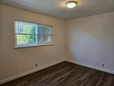 Bedroom - 136 Mesa Verde St, Vallejo, CA 94589 photo 2 of 2