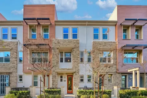 1986 Galileo Ln, San Jose, CA 95133