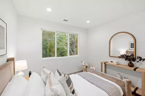 Bedroom - 777 Clearfield Dr, Millbrae, CA 94030 photo 7 of 13