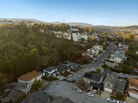 View/Area - 777 Clearfield Dr, Millbrae, CA 94030 photo 4 of 5