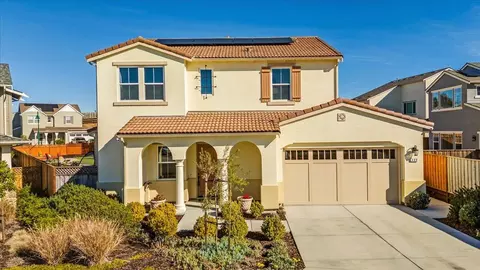 499 Bonte Ct, Marina, CA 93933