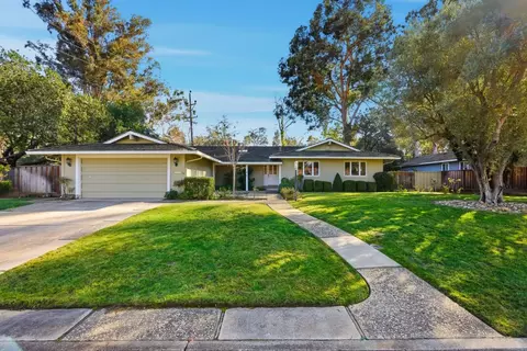 13312 Via Madronas Dr, Saratoga, CA 95070