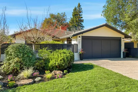381 Leland Ave, Menlo Park, CA 94025