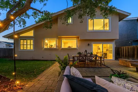 600 Bainbridge St, Foster City, CA 94404