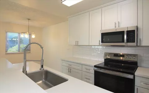 Kitchen - 4435 Diamond St 2, Capitola, CA 95010 photo 1 of 4
