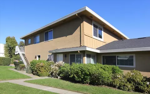 4435 Diamond St 2, Capitola, CA 95010