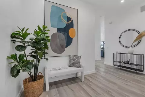 889 Mclellan Dr 210, South San Francisco, CA 94080