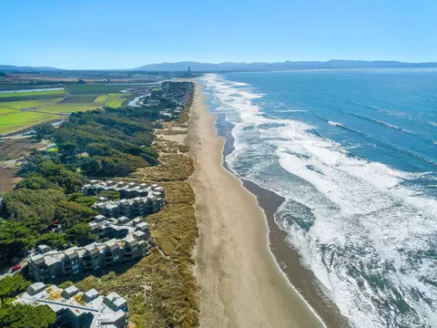 View/Area - 101 Shell Dr 64, Watsonville, CA 95076 photo 2 of 4