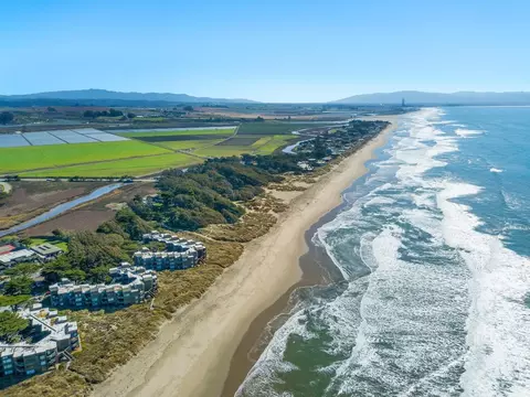 View/Area - 101 Shell Dr 64, Watsonville, CA 95076 photo 1 of 4