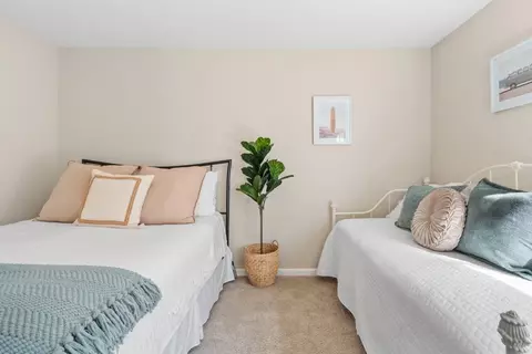 Bedroom - 101 Shell Dr 64, Watsonville, CA 95076 photo 2 of 5
