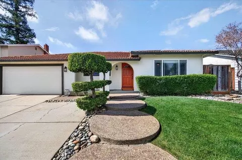 7305 Orchard Dr, Gilroy, CA 95020