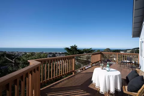 Exterior - 582 Farallon Ave, Pacifica, CA 94044 photo 3 of 7