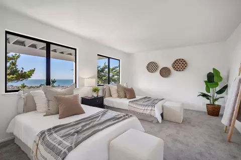 Bedroom - 582 Farallon Ave, Pacifica, CA 94044 photo 4 of 6