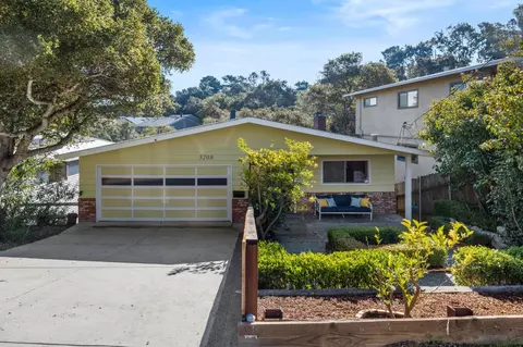 3208 Upper Lock Ave, Belmont, CA 94002