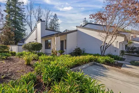 100 Strathmore Pl, Los Gatos, CA 95032