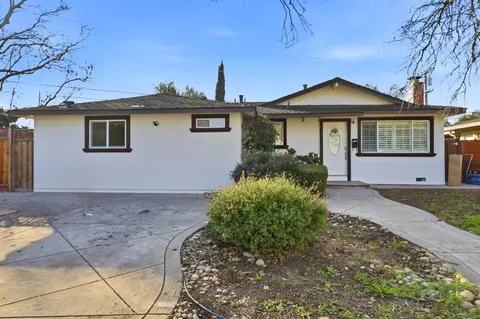 320 Battle Dance Dr, San Jose, CA 95111