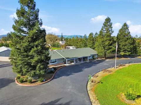 8875 New Ave, Gilroy, CA 95020