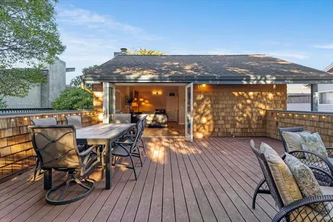 Exterior - 2104 Penasquitas Dr, Aptos, CA 95003 photo 3 of 6
