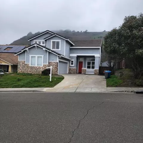 5830 Cabernet Dr, Vallejo, CA 94591