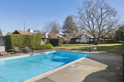 Exterior - 17 Cassandra Way, Mountain View, CA 94043 photo 6 of 8